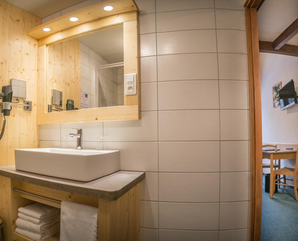 Logis Hotel Le Vetine Le Valtin Eksteriør bilde
